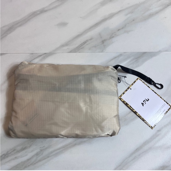 APL All Purpose Packable Backpack NWT - Picture 3 of 4